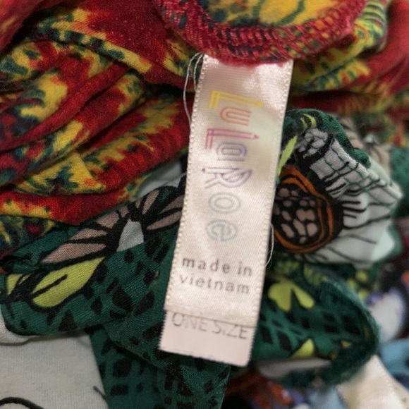 Bundle of 6 LulaRoe OS leggings pattern birds, flowers, tie dye, patriotic - Picture 11 of 14